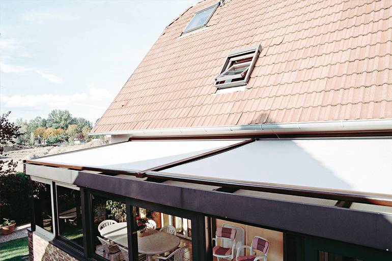 Quel type de toile choisir pour un store banne ? Riedisheim